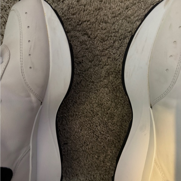 Alexander McQueen Sneakers - Picture 6 of 6